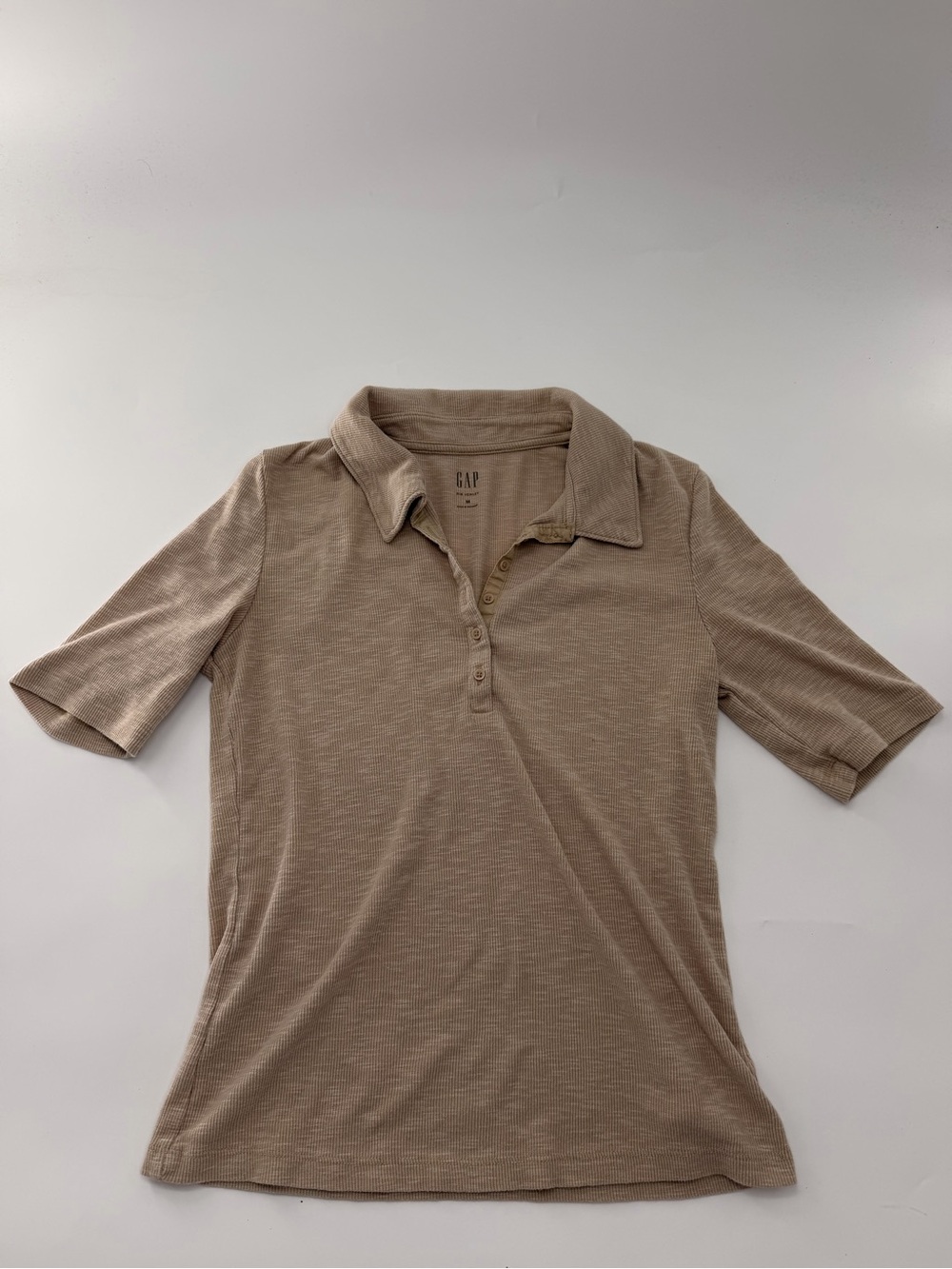 GAP Ribbed Henley Polo T Shirt Tan Cream Women’s Medium GAP Top